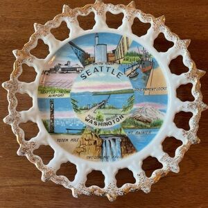 Vintage Seattle Washington State Collectible Souvenir Commemorative Plate